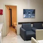 Ξενοδοχείο με διαμερίσματα Siesta Apart İcmeler