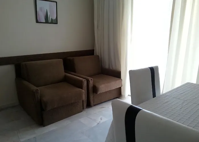 Ξενοδοχείο με διαμερίσματα Siesta Apart İcmeler