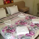 Siesta Apart