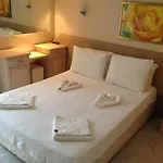 Siesta Apart *